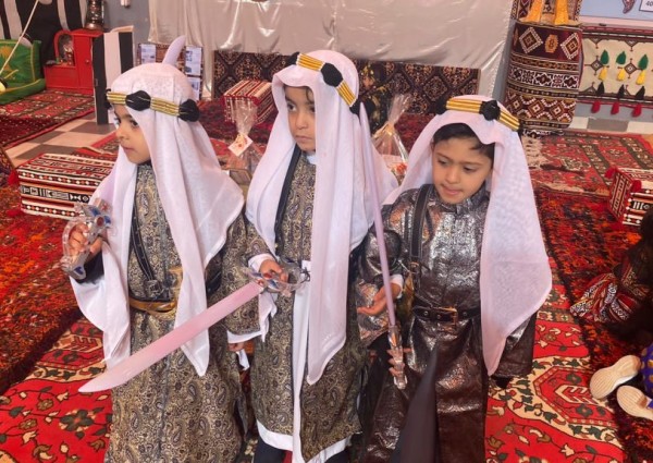 احتفاء مدارس بنات الغد بمنطقة الحدود الشمالية  بيوم التأسيس