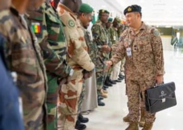 وصول ممثلي ماليزيا إلى مقر التحالف الإسلامي العسكري لمحاربة الإرهاب