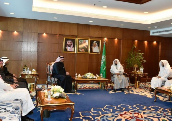 وزير الشؤون الإسلامية يلتقي بالرئيس التنفيذي للمركز الوطني لتنمية القطاع غير الربحي