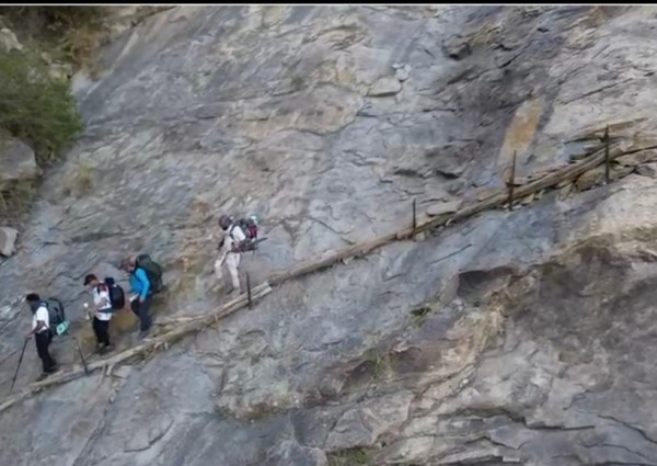 اختتام دورة مهارات الهايكنج المتقدمة من اتحاد التسلق والهايكنج بجازان