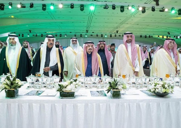 تحتَ رعايةِ خادمِ الحرمين الشريفين.. وزير الموارد البشرية يُكرِّم روَّادَ العمل الاجتماعي الفائزين بجائزة الأميرة صيتة في دورتها العاشرة