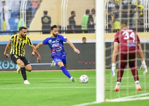 الاتحاد يتغلَّب على مضيفه الفتح بخماسية في منافسات الجولة 21