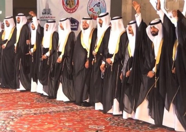 الأحساء تحتفل بتزويج 16 شابا وشابة في مهرجان الزواج الجماعي بعد انقطاع لـ 3 سنوات بسبب كورونا