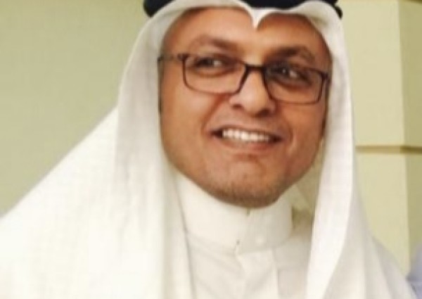 ذات الرداء الأبيض