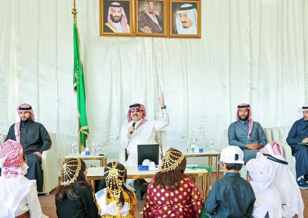 سمو أمير منطقة عسير يزور محافظة تثليث