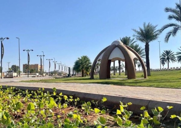 لتكون آمنة لأطفالكم إدارة الحدائق والتجميل تنهي صيانة عدد من ألعاب الأطفال في المنتزهات