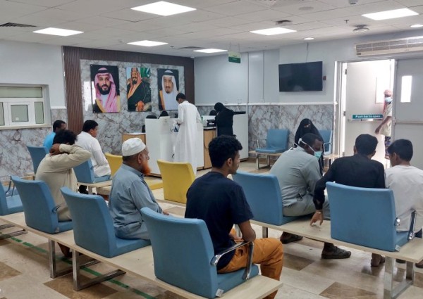 484 مستفيداً من مشروع “الاستشاري الزائر”بالمستشفى العام في أحد المسارحة