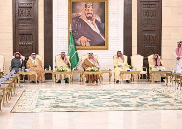 شارك فرحة الأسرة .. أمير منطقة حائل يرعى حفل تسليم الوحدات السكنية لمستحقيها من مستفيدي برنامج الإسكان التنموي