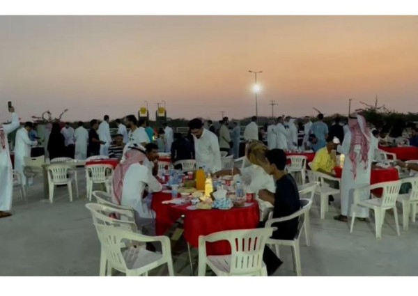 مأدبة إفطار رمضانية بأرض المهاب للخيول العربية الأصيلة