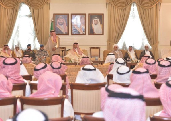 محافظ القطيف يلتقي جموع المهنئين بالفطر السعيد