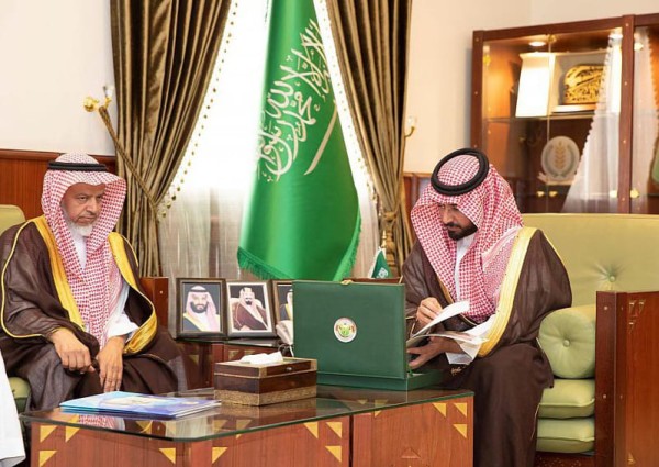 سمو محافظ الخرج يستقبل رئيس وأعضاء مجلس إدارة جمعية الدعوة وتوعية الجاليات بالمحافظة
