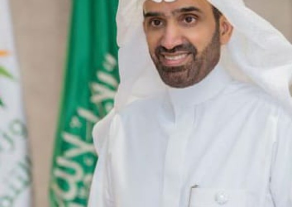 وزير الموارد البشرية يشيد بدور الملتقى الأول لمجالس الجمعيات الأهلية في تحقيق التنمية المستدامة