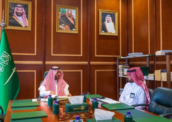 نائب أمير حائل يطلع على نتائج قياس أداء المؤشرات الخاصة لتحقيق الرؤية بإمارة المنطقة