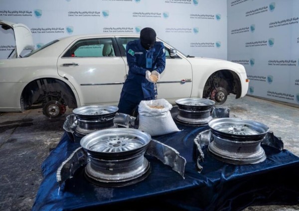 جمرك الحديثة يُحبط 3 محاولات لتهريب أكثر من 539 ألف حبة كبتاجون