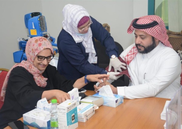 حملة توعوية في اليوم العالمي للضغط بالتعاون مع البريد السعودي سبل