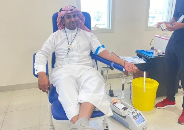 مركز التنمية الاجتماعية بجازان ينظم حملة التبرع بالدم تحت شعار ( دمك حياة ) بالشراكة مع جمعية مرضى الدم ( شريان ) ومستشفى الأمير محمد بن ناصر بمنطقة جازان