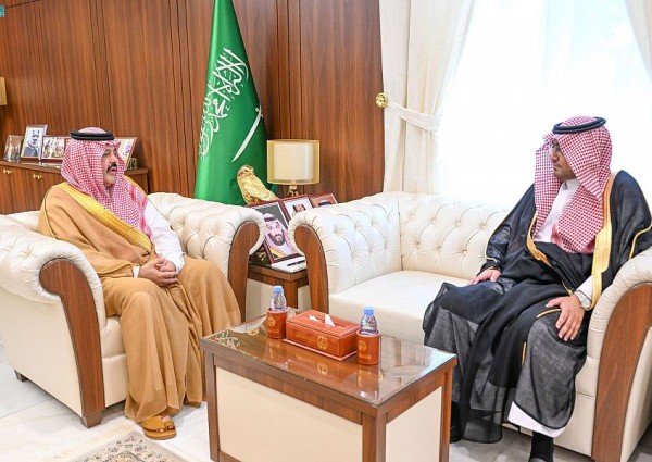 سمو أمير حائل يستقبل رئيس الغرفة التجارية بالمنطقة