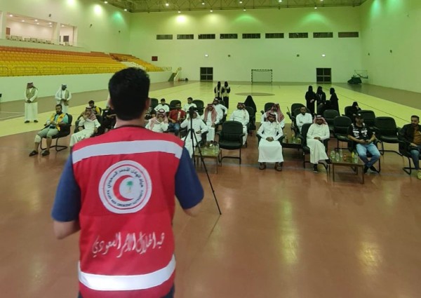 أستفاد منها 202 متدرب من الجنسين .. الهلال الأحمر بالحدود الشمالية ينفذ 14 دورة و برنامج