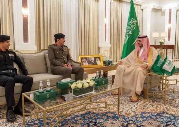 سمو أمير منطقة الجوف يستقبل مدير الدوريات الأمنية بالمنطقة المعيّن حديثًا