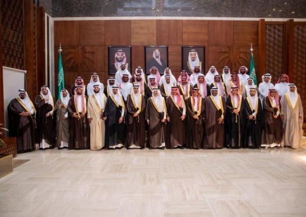 أمير الشرقية يشيد بالتطور الذي يشهده التعليم وبما توليه الدولة بقيادة خادم الحرمين وسمو ولي العهد من دعم واهتمام