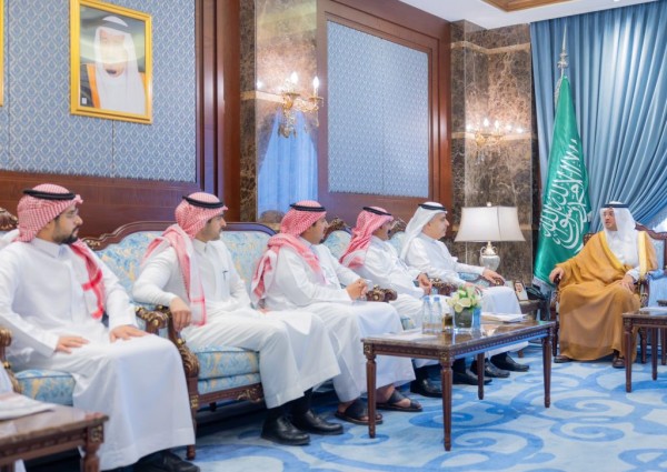 سمو محافظ الأحساء يستقبل الرئيس التنفيذي للتجمع الصحي بالمحافظة ويشيد بمبادرة عمليات العظام بالشراكة مع القطاع الثالث