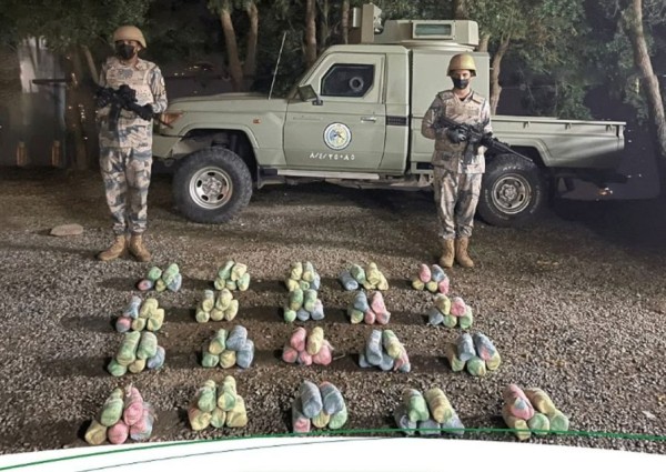 حرس الحدود بجازان يحبط تهريب (66) كيلوجرامًا من نبات القات المخدر