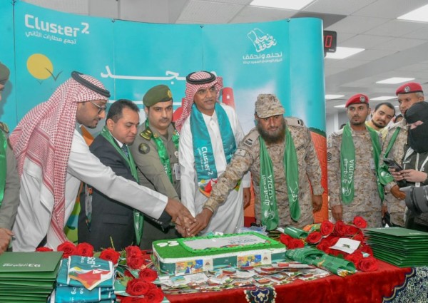 مبنى الهلال الأحمر السعودي بجازان يتزين باللون الأخضر إحتفالاً باليوم الوطني 93