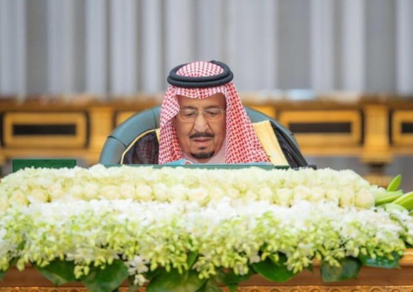 خادم الحرمين الشريفين يرأس جلسة مجلس الوزراء