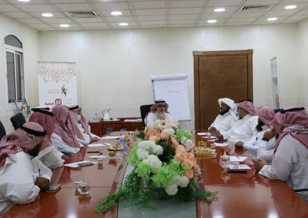 وفد من جمعية الدعوة والإرشاد بحي النسيم في الرياض يطلع على  مشاريع وبرامج توعية الجاليات في البديعة