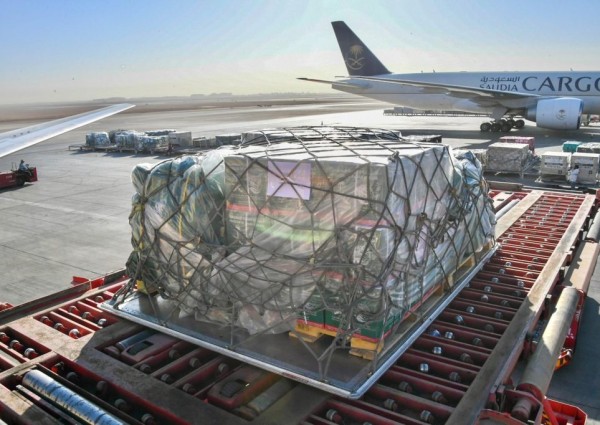 مغادرة الطائرة الإغاثية السعودية الأولى لإغاثة الشعب الفلسطيني في قطاع غزة