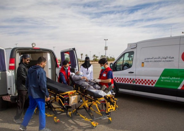 ‏⁧‫جامعة حائل‬⁩ وفرع هيئة الهلال الأحمر بالمنطقة تنفذان خطة فرضية لإنقاذ حالة مرضية عبر الإسعاف الجوي