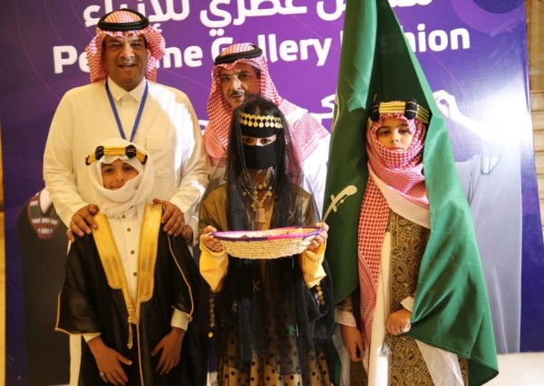 «سعد معزي» يفتتح معرض عطري في مدينة عرعر بمشاركة برندات بنات الحدود الشمالية