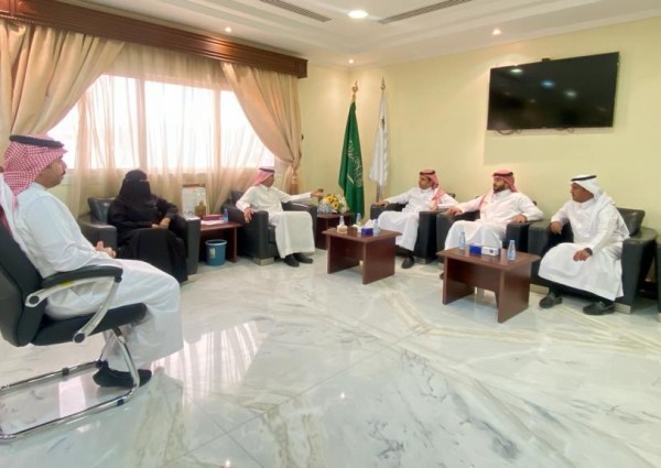 الموارد البشرية بالقصيم تعقد اجتماعًا موسعًا اليوم لدراسه وتحديد احتياجات أهالي محافظه أبانات