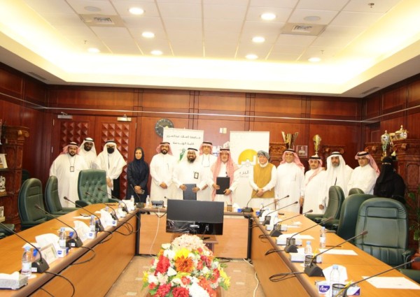 “بر جدة” توقع مذكرة تفاهم مع جامعة الملك عبد العزيز لتعزيز التعاون البحثي والتدريبي بينهما لخدمة البرامج المجتمعية