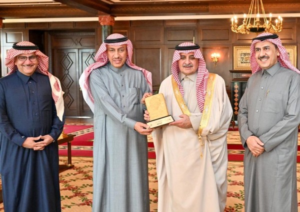 أمير منطقة تبوك يبارك حصول إمارة المنطقة على المركز الأول في الجائزة الوطنية للعمل التطوعي