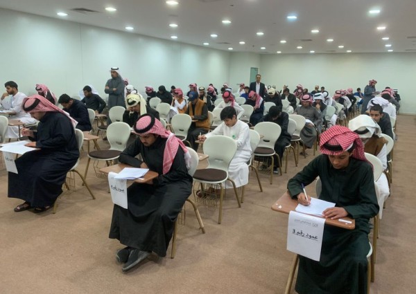 الدوسري يتفقد سير الاختبارات النهائية لكلية العلوم الطبية التطبيقية بوادي الدواسر