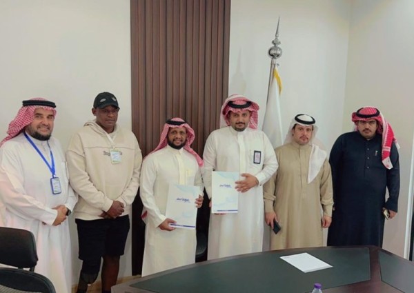 توقيع مذكرة تفاهم وشراكة مجتمعية بين فريق مبادرون عسير التطوعي مع الغرفة التجارية بأحد رفيدة