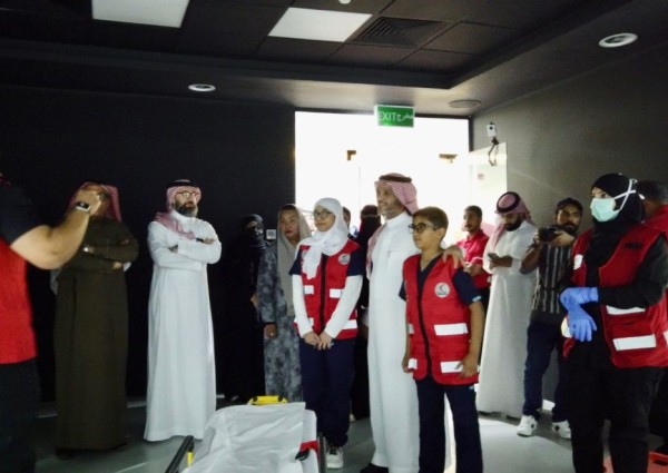 رئيس هيئة الهلال الأحمر يدشن المبنى الإداري بمحافظة الخبر