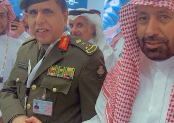 خلال حضوره مؤتمر الحج والعمرة .. صور تجمع عضو المجلس المحلي بـ”الحائط” عزيز بن محسن بن شويلع” مع الفريق سليمان اليحيى ووزير الحج والعمرة توفيق الربيعة والمديفر