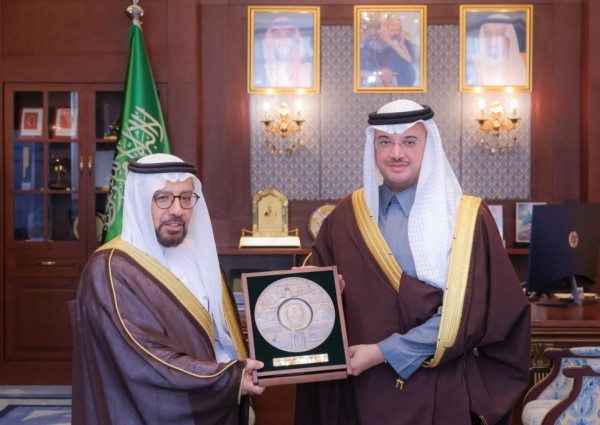 سمو محافظ الأحساء يكرّم رئيس جامعة الملك فيصل بمناسبة انتهاء فترة عمله