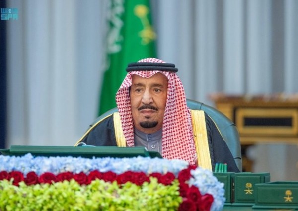 خادم الحرمين الشريفين يرأس جلسة مجلس الوزراء