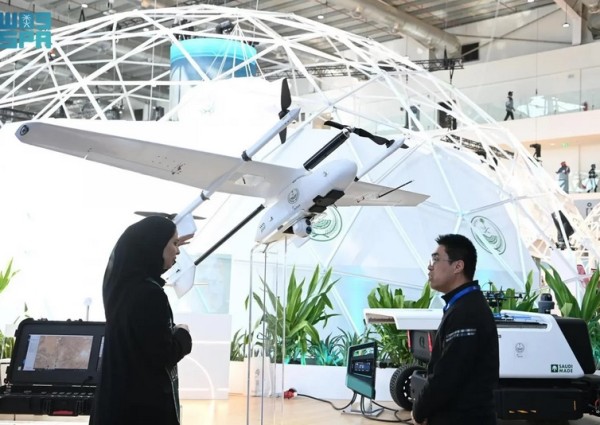 وزارة الداخلية تستعرض طائرة دون طيار للتنبؤ بالمخاطر البيئية بمعرض الدفاع العالمي 2024