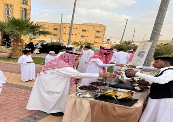 جمعية التنمية الأهلية بصوير تشارك الأهالي فرحة العيد