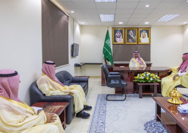 الأمير فيصل بن نواف بن عبدالعزيز يزور مراكز ” أبو عجرم والأضارع والرديفة والرافعية” التابعة لمحافظة دومة الجندل