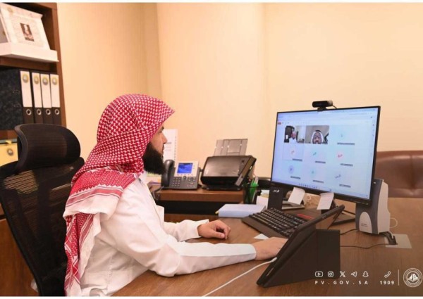 وحدة الأمن الفكري بالرئاسة العامة لهيئة الأمر بالمعروف تقيم لقاءً بعنوان “مواجهة الشبهات الفكرية ” لمنسوبي فرع المنطقة الشرقية