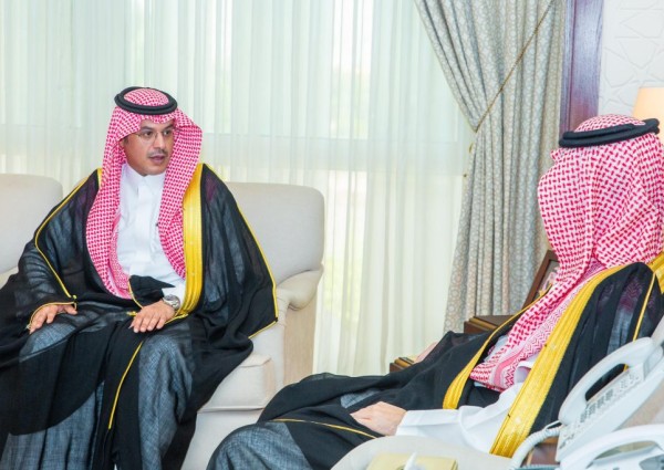 نائب أمير الشرقية يستقبل مدير عام هيئة النقل بالمنطقة
