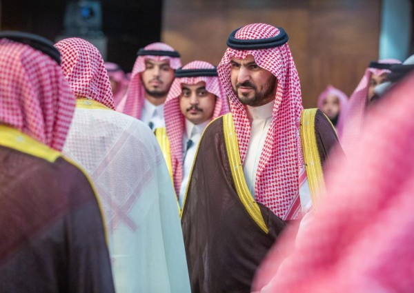 أمير الشرقية لمنسوبي جوازات المنطقة : واثقون من استعداداتكم في منافذ المنطقة لاستقبال ضيوف الرحمن