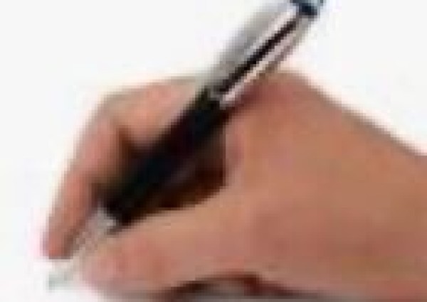 التحديات التي تواجهها الأم العاملة في تربية الأطفال