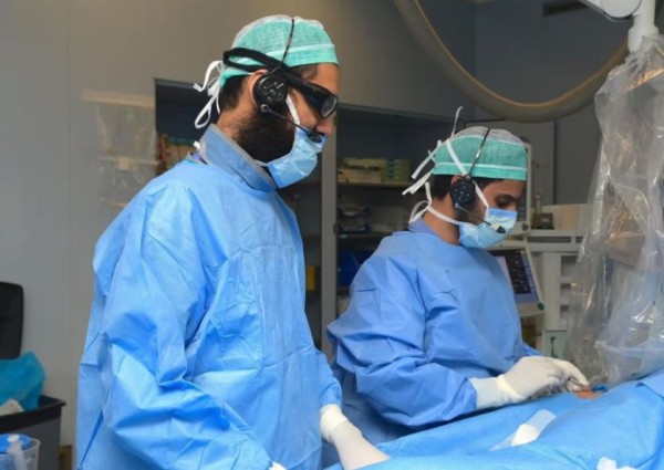 إنقاذ حياة حاجة صينية سبعينية من فشل مزمن بعضلة القلب بطبية مكة