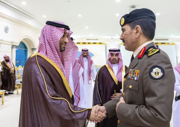 نائب أمير منطقة الجوف يستقبل المواطنين في الجلسة الأسبوعية